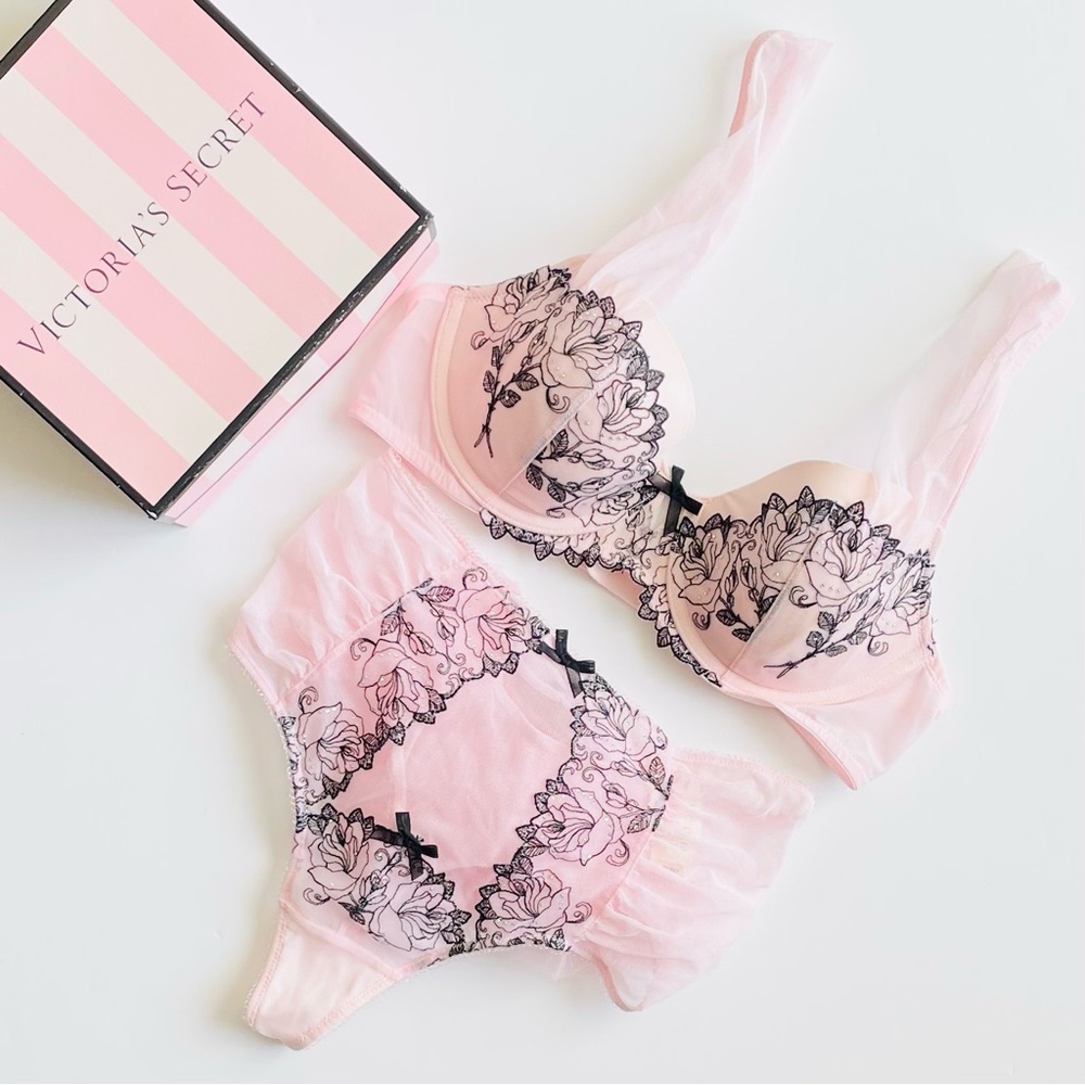 Victoria's Secret Light Pink Embroidered Floral Bra & High-Waist Brief Set